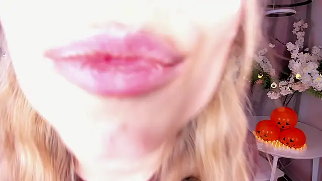 TerrySimp's cam snapshot