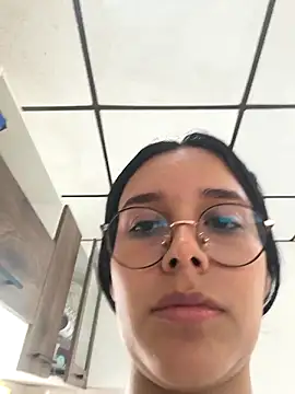 Annya-sweet live sex cam