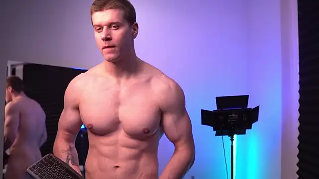 Bruno_Banani's cam snapshot