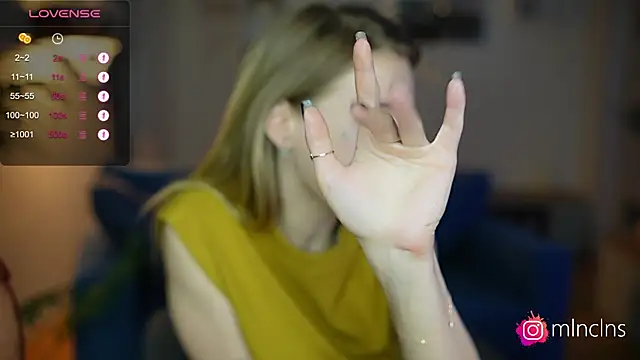 melanielwithu's cam snapshot