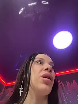 Queen_of_pain's cam snapshot