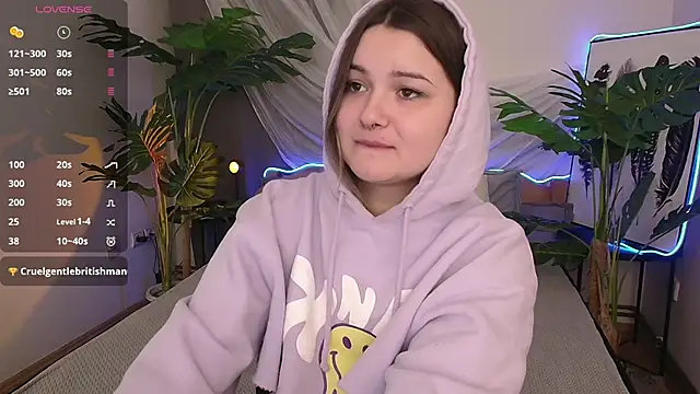 Alice_Walters's cam snapshot