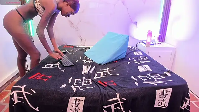 DulceeBabyy's cam snapshot