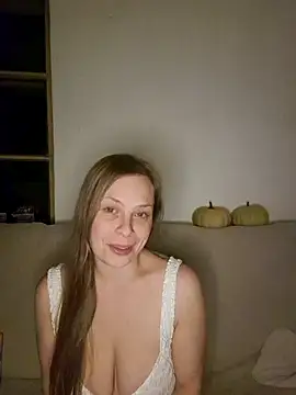 katiestevens's cam snapshot