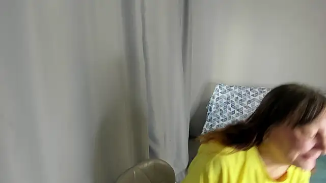 elis_gabbi's cam snapshot