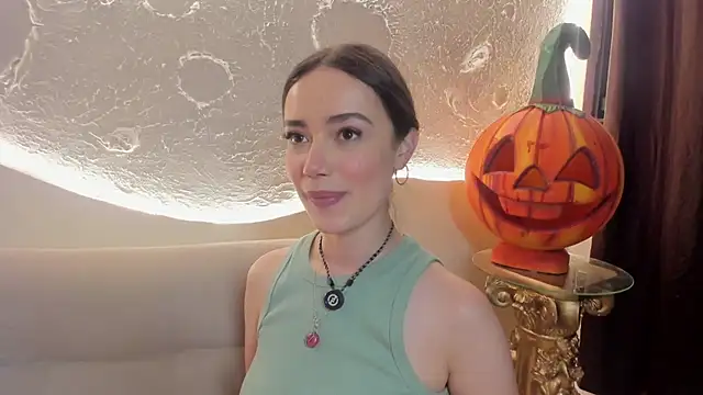 Kate_Amaretto_'s cam snapshot