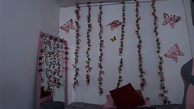 Danagh_'s cam snapshot