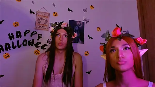 PinkLuna_LolaBloom's cam snapshot