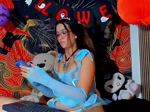 Roxanne__evans's cam snapshot