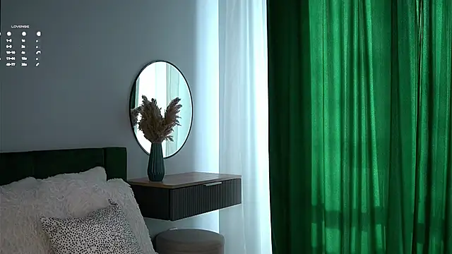 PiquingOgalala live sex cam