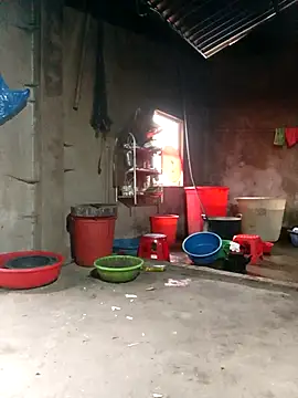 quynhkoolbae's web cam