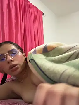 Brianna_bunny05's cam snapshot