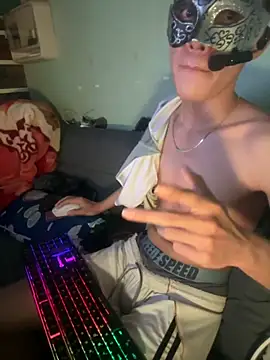 boyhigh1997 live sex cam