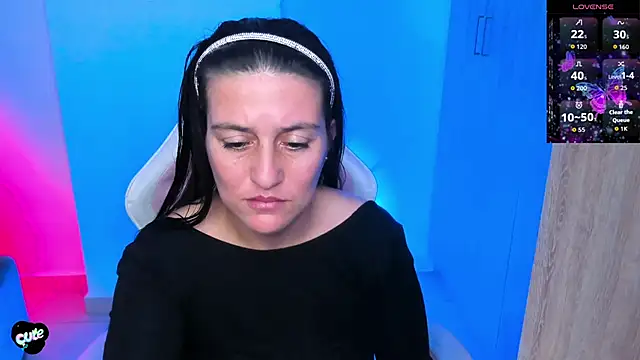 Saskyaa's cam snapshot