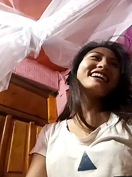 trieungoclnt's cam snapshot