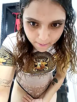 Alis_1327's cam snapshot