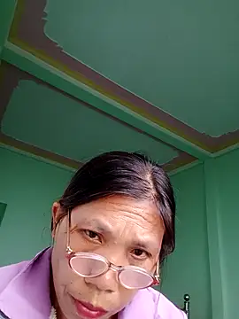 bella-la's cam snapshot