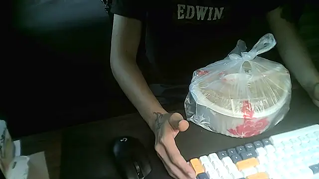 Ryan67533's cam snapshot