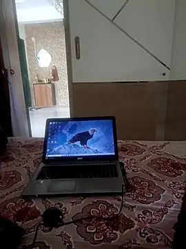 BadBoyFucker01's cam snapshot