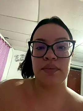 Emily_Taylor2's cam snapshot