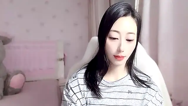 anjila888's cam snapshot