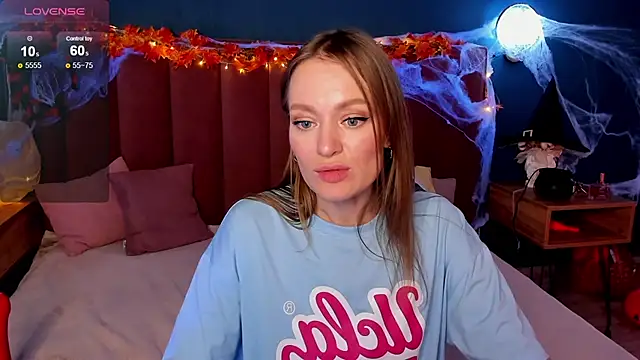 EvelynPoole's cam snapshot