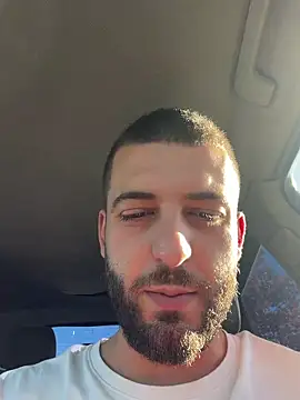 Pablo_Hornyguy95 live sex cam