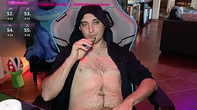 Gil_gamesh90's cam snapshot