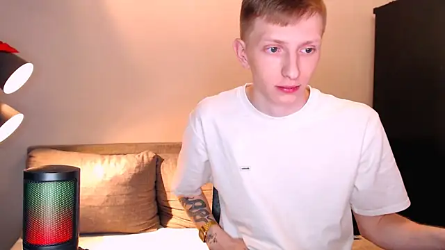 juliaanddima's cam snapshot