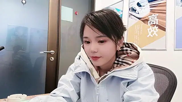 KKMM168 live sex cam