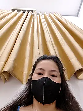 lyna_bl live sex cam