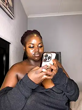 Honeycoco0211 live sex cam