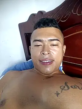 Rouer_9's cam snapshot