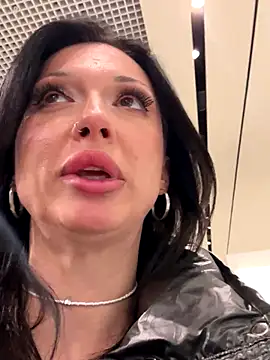 Succubus-Magdalena's cam snapshot