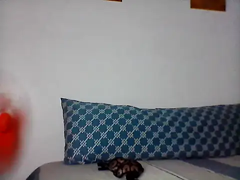 nhayasquirt's cam snapshot