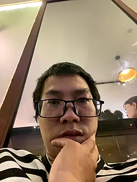 youmitom live sex cam