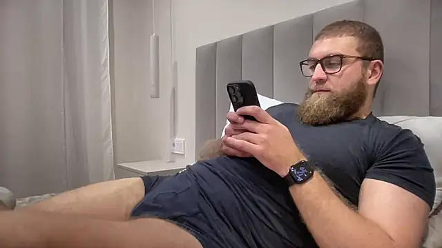 Bear_bear_ live sex cam