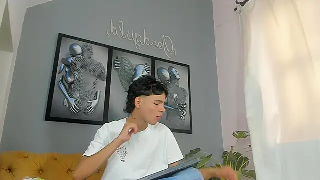 camillo_virgil live sex cam