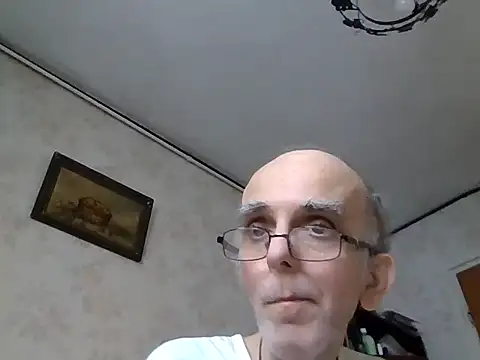 mariusica1@xh's cam snapshot