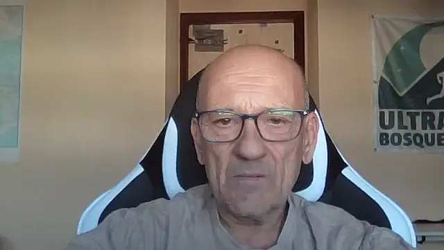 llopaco's cam snapshot