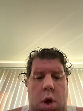 Stephanie1984's cam snapshot