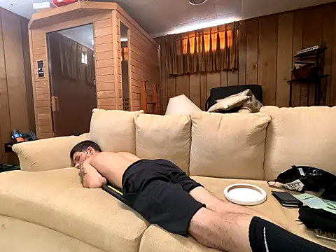 hungkubenski's cam snapshot