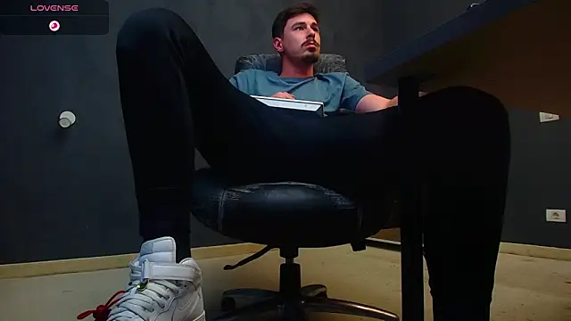 EnzoRace's cam snapshot