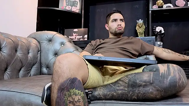 matteosantos's cam snapshot