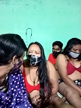 LoveOnStream live sex cam