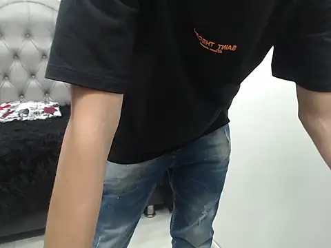 paul_ponce live sex cam