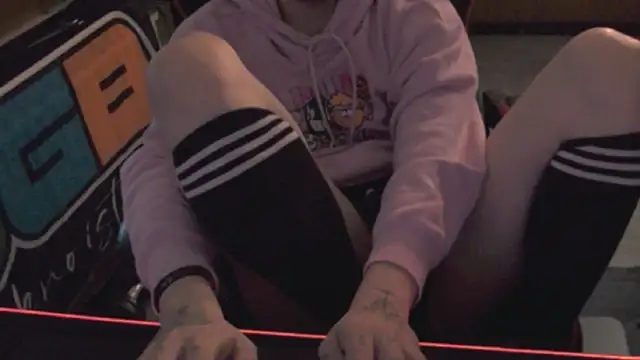 Liv_shy666's cam snapshot