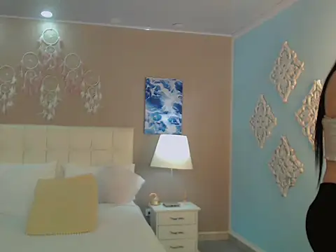 Luna_LaFontaine live sex cam