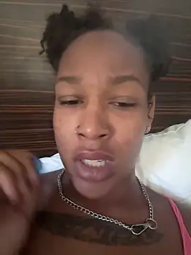 slimerlla's cam snapshot