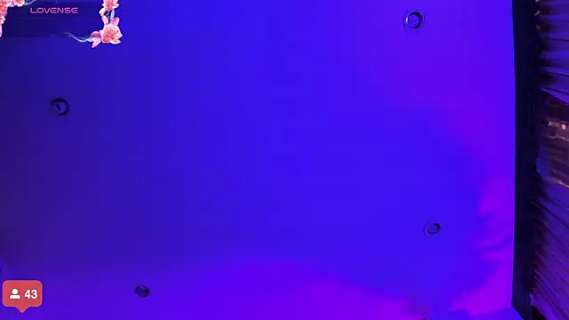 TyagoRoberts's cam snapshot